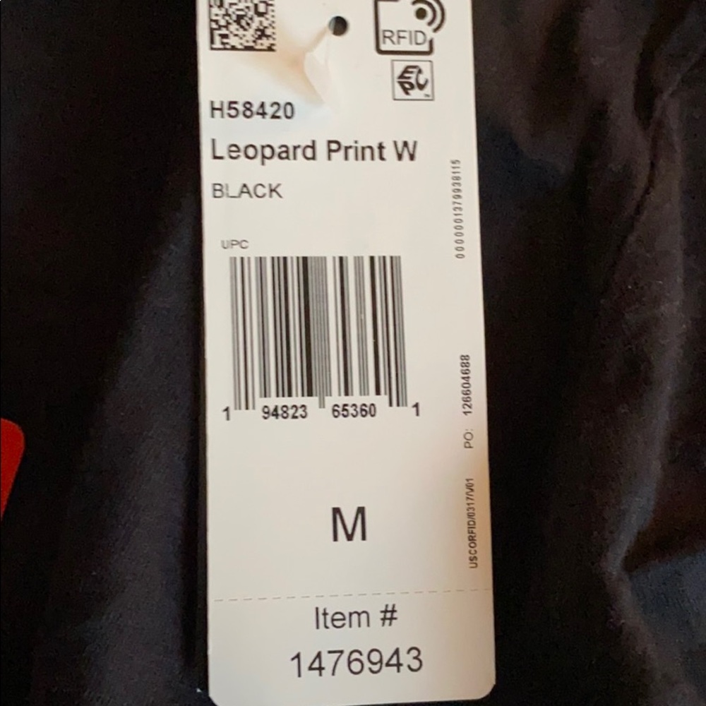 NWT Adidas Leopard Print Black T-Shirt - Picture 4 of 4